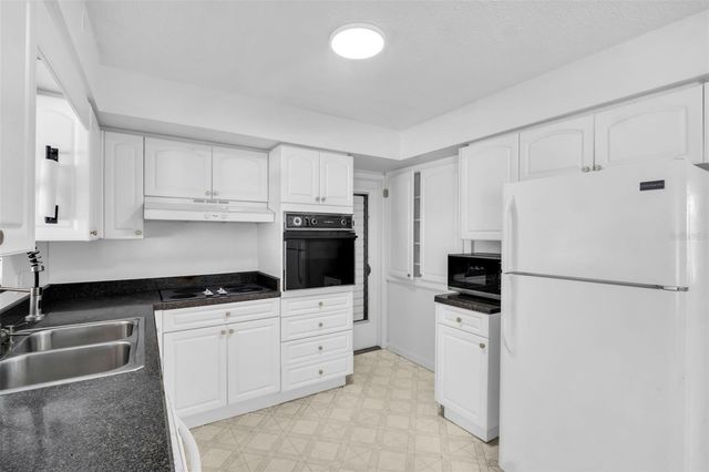 2301 WHITMAN STREET, Clearwater, FL 33765