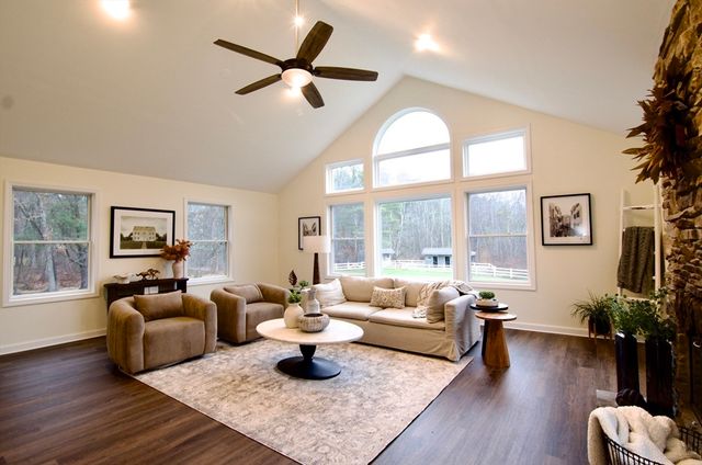 12 Rose Cir, Hampden, MA 01036