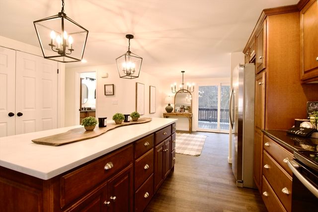 12 Rose Cir, Hampden, MA 01036