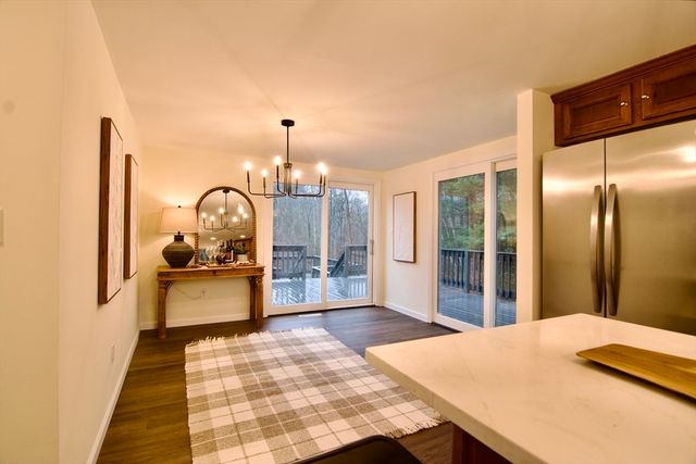 12 Rose Cir, Hampden, MA 01036