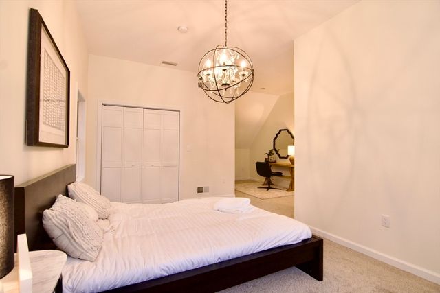 12 Rose Cir, Hampden, MA 01036