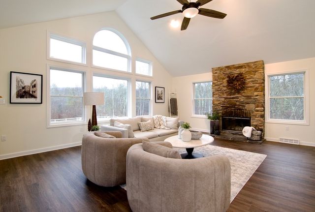 12 Rose Cir, Hampden, MA 01036