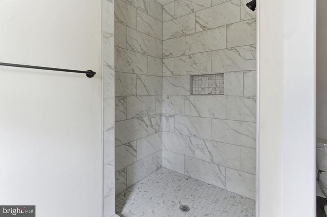 231 SACHEM HL, Hedgesville, WV 25427