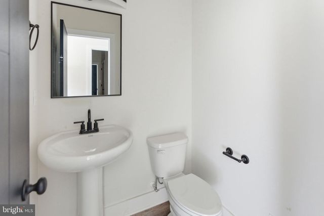 231 SACHEM HL, Hedgesville, WV 25427