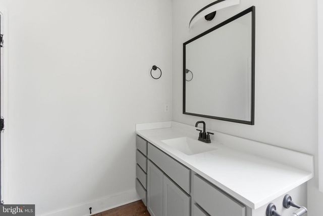 231 SACHEM HL, Hedgesville, WV 25427