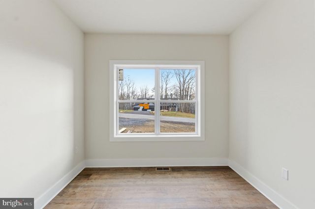 231 SACHEM HL, Hedgesville, WV 25427