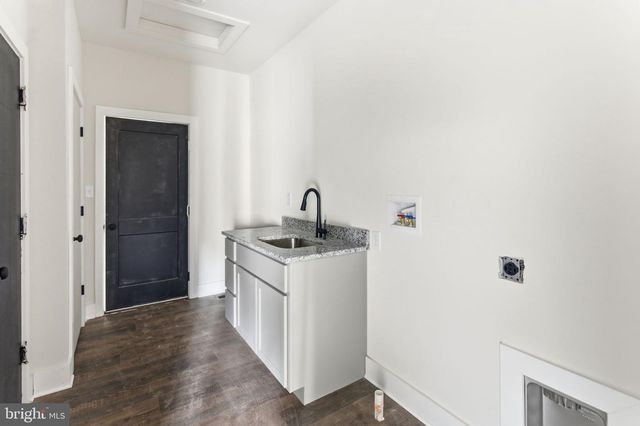 231 SACHEM HL, Hedgesville, WV 25427