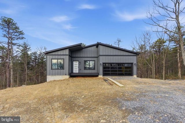 231 SACHEM HL, Hedgesville, WV 25427