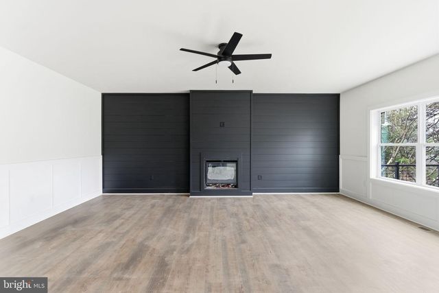 231 SACHEM HL, Hedgesville, WV 25427