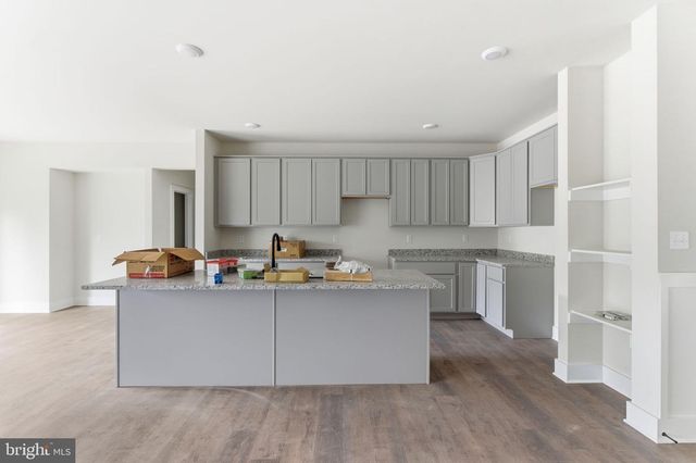 231 SACHEM HL, Hedgesville, WV 25427