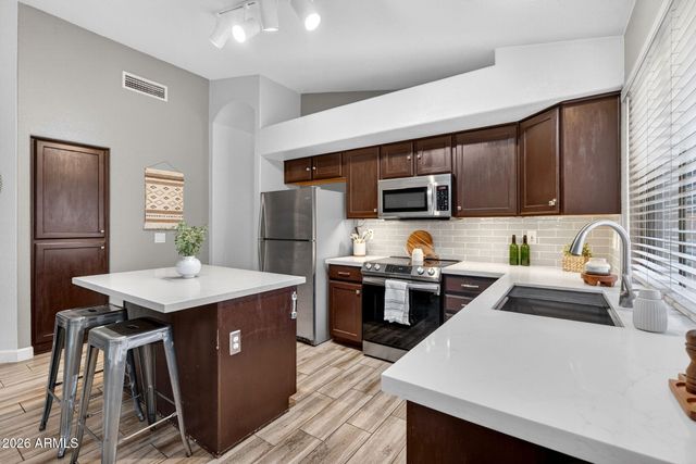 1779 E ERIE Street, Gilbert, AZ 85295