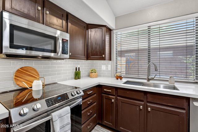 1779 E ERIE Street, Gilbert, AZ 85295