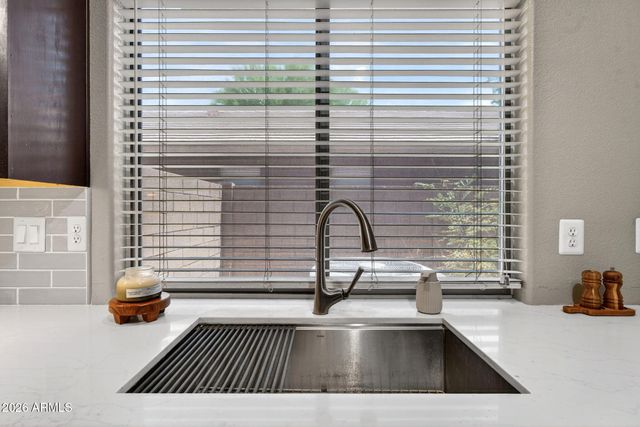 1779 E ERIE Street, Gilbert, AZ 85295