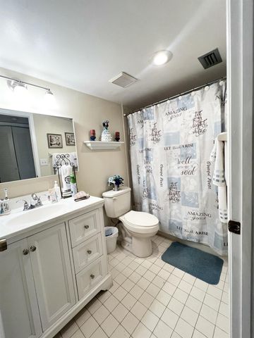 6698 10th Ave N Avenue N 106, Greenacres, FL 33467