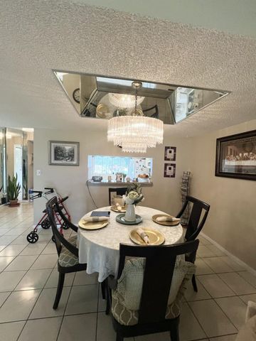 6698 10th Ave N Avenue N 106, Greenacres, FL 33467