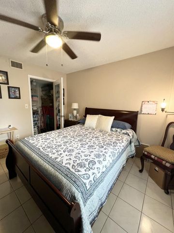 6698 10th Ave N Avenue N 106, Greenacres, FL 33467