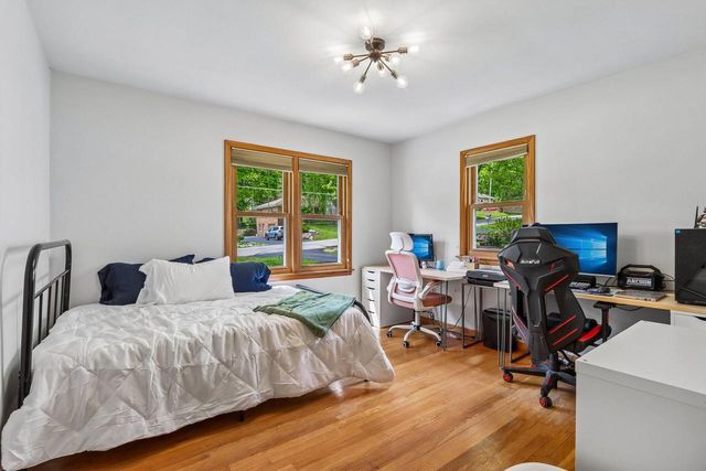 1030 Adelmann AVENUE, Brookfield, WI 53045
