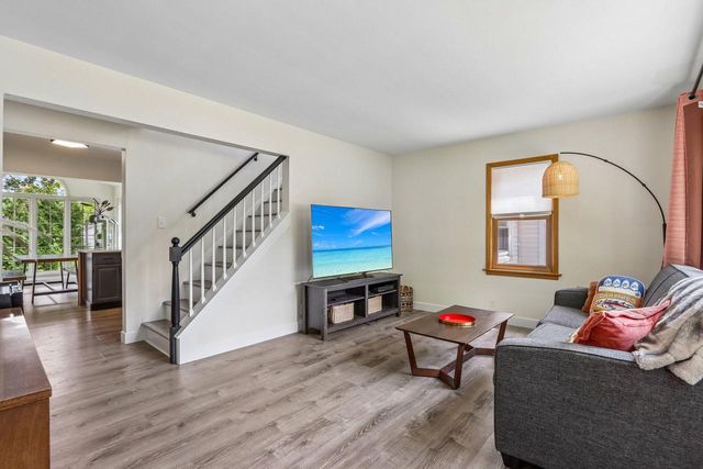 1030 Adelmann AVENUE, Brookfield, WI 53045
