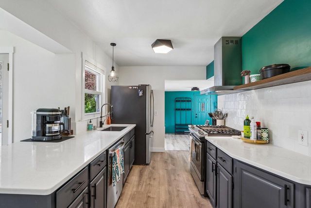 1030 Adelmann AVENUE, Brookfield, WI 53045