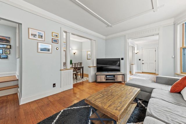 2555 N Pierce STREET, Milwaukee, WI 53212