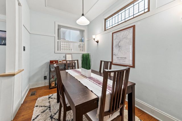 2555 N Pierce STREET, Milwaukee, WI 53212