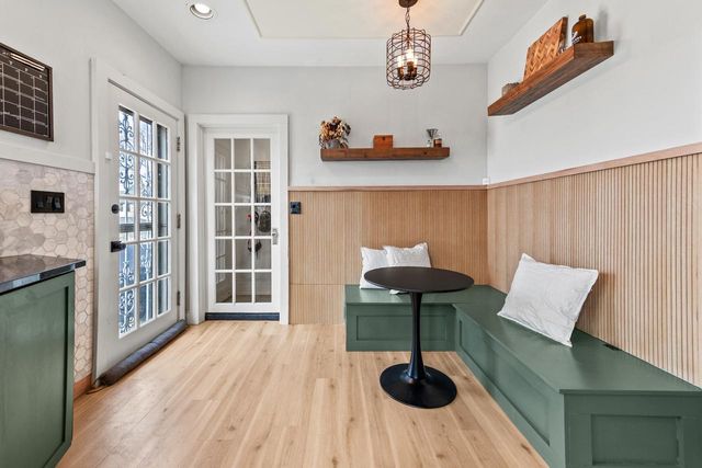 2555 N Pierce STREET, Milwaukee, WI 53212