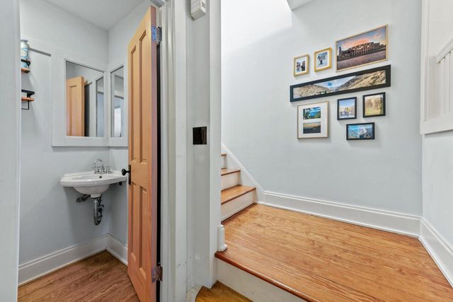 2555 N Pierce STREET, Milwaukee, WI 53212