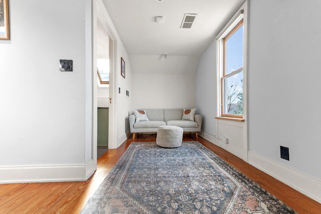 2555 N Pierce STREET, Milwaukee, WI 53212