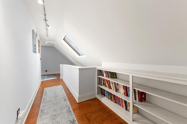 2555 N Pierce STREET, Milwaukee, WI 53212