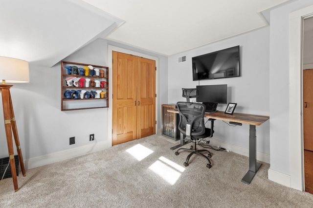 2555 N Pierce STREET, Milwaukee, WI 53212