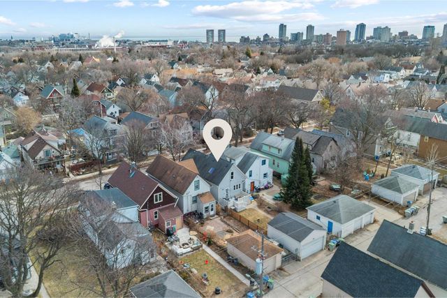 2555 N Pierce STREET, Milwaukee, WI 53212