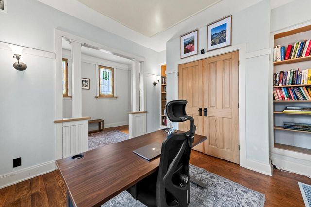 2555 N Pierce STREET, Milwaukee, WI 53212