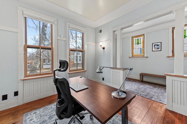 2555 N Pierce STREET, Milwaukee, WI 53212