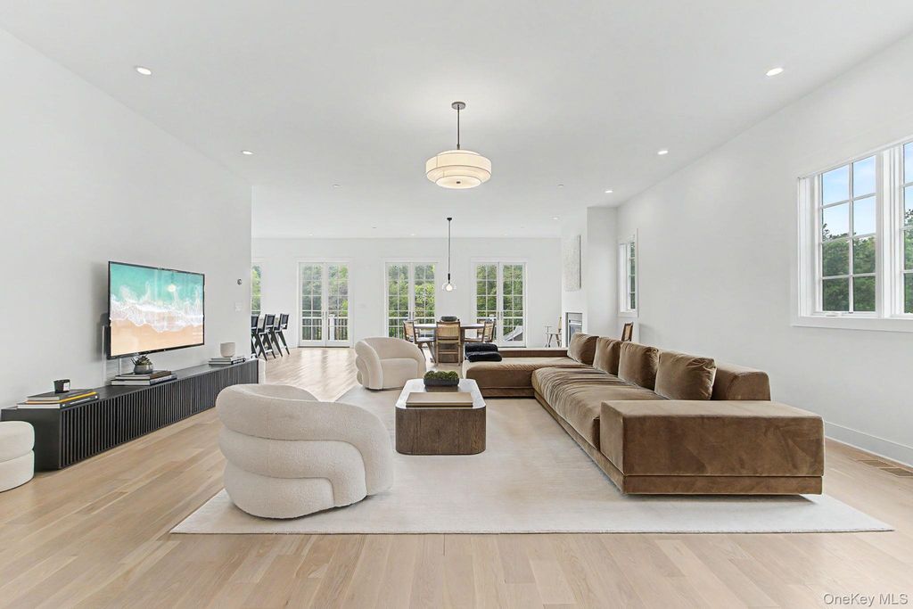 8 Jasmine Lane, Rye Brook, NY 10573 — photo 3