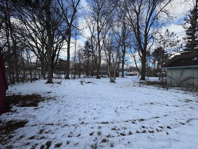 1450 Timothy Drive, Saginaw, MI 48638