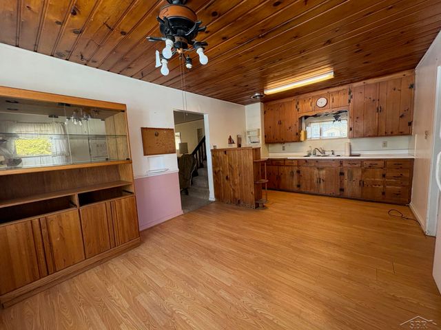 1450 Timothy Drive, Saginaw, MI 48638