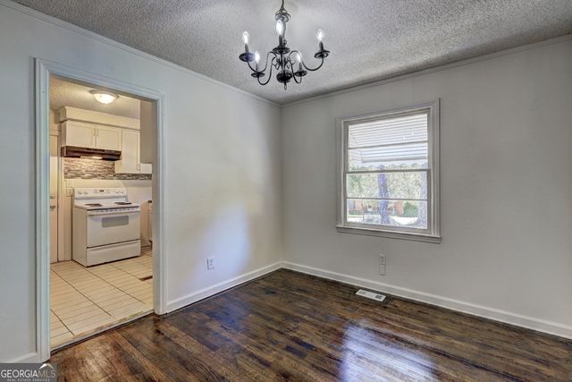 2128 Knightsbridge Road, Macon, GA 31211