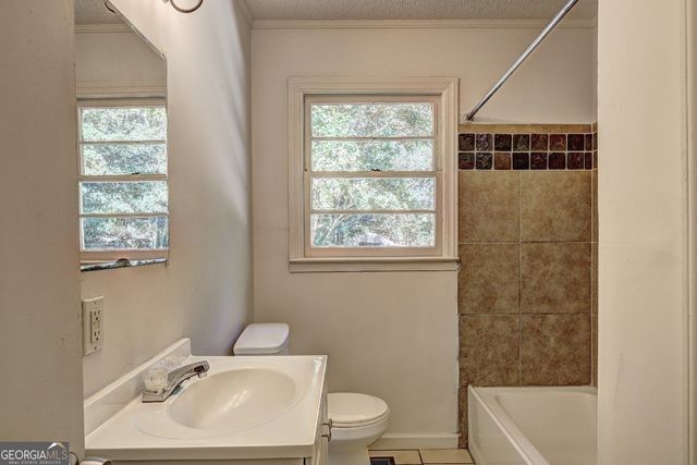 2128 Knightsbridge Road, Macon, GA 31211