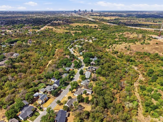 4005 Medford Road, Fort Worth, TX 76103