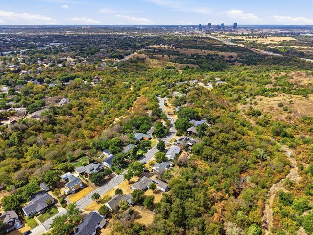 4005 Medford Road, Fort Worth, TX 76103