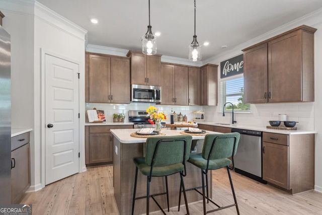 621 Mountaintop Road, Cartersville, GA 30120