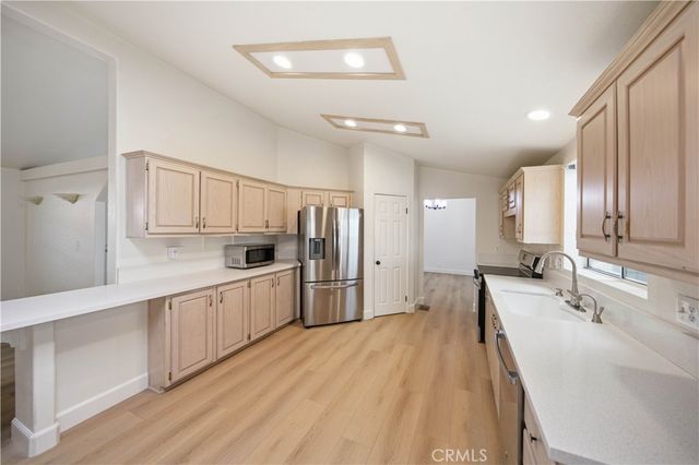 1919 W Coronet 105, Anaheim, CA 92801