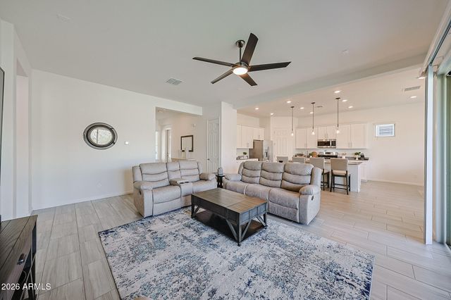 18622 W CHUCKWALLA CANYON Road, Goodyear, AZ 85338