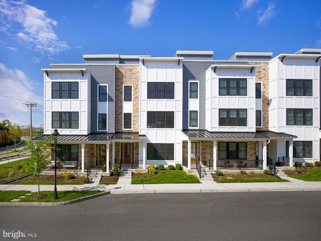 334 FOXTAIL LN, Newtown Square, PA 19073
