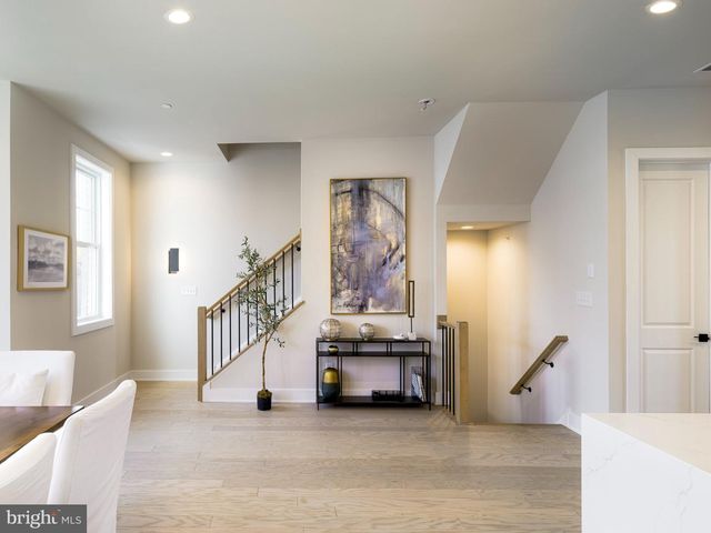 334 FOXTAIL LN, Newtown Square, PA 19073