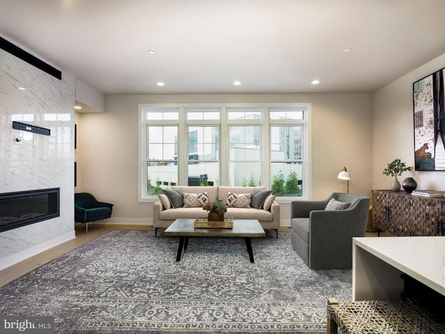 334 FOXTAIL LN, Newtown Square, PA 19073