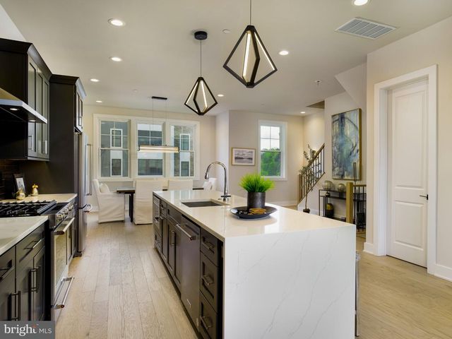 334 FOXTAIL LN, Newtown Square, PA 19073