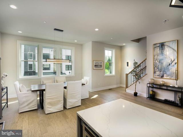 334 FOXTAIL LN, Newtown Square, PA 19073