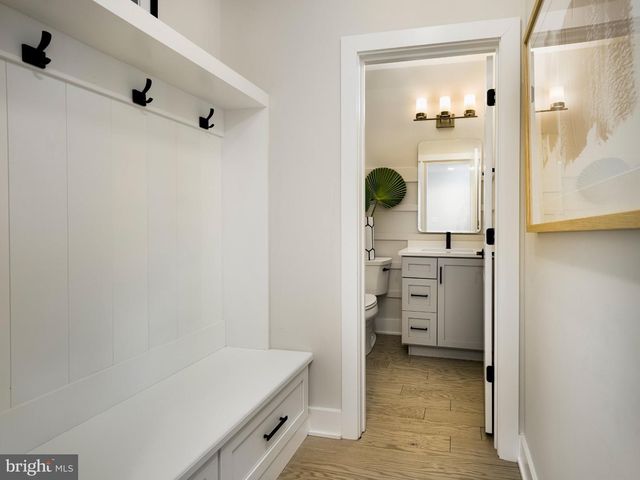 334 FOXTAIL LN, Newtown Square, PA 19073