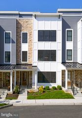 334 FOXTAIL LN, Newtown Square, PA 19073